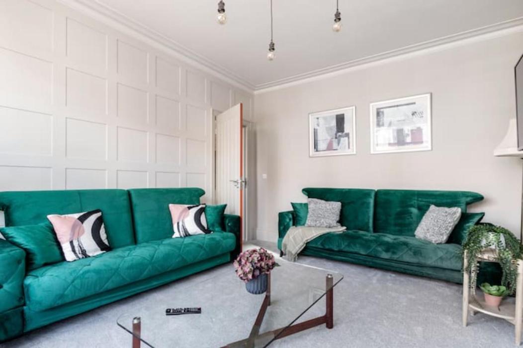 XxfabulousxX 4Bed semi, sleeps 8, 2 bathrooms Blackpool Bagian luar foto
