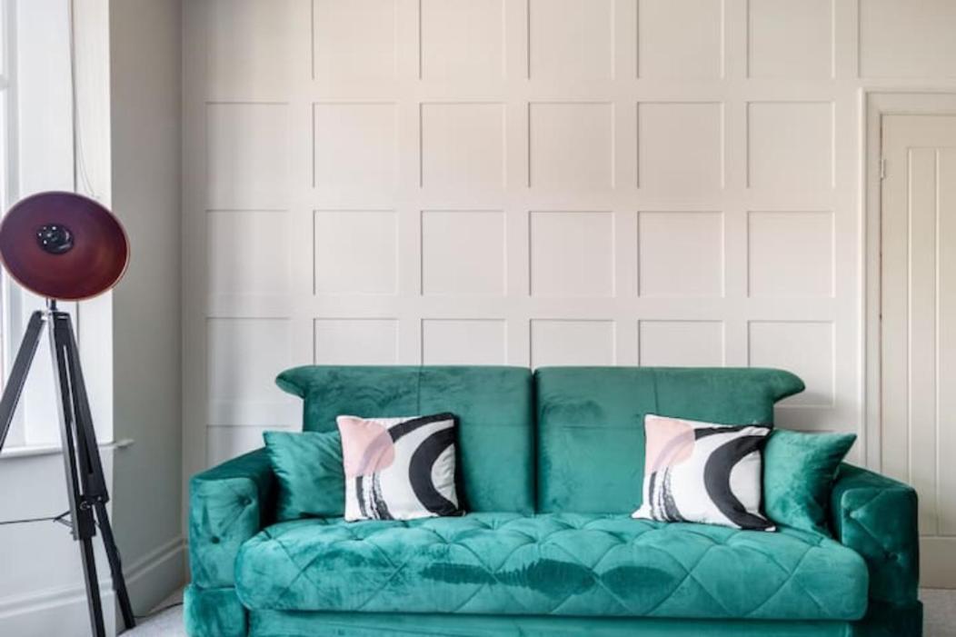 XxfabulousxX 4Bed semi, sleeps 8, 2 bathrooms Blackpool Bagian luar foto